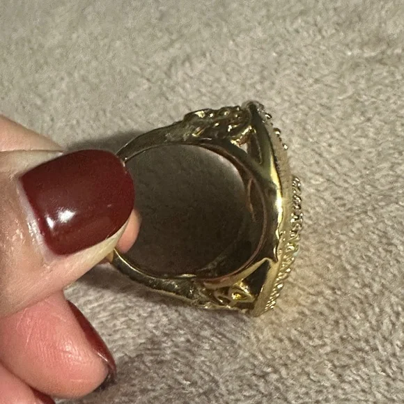 2 Goldtone Costume Rings - Indian inspired and Turquoise detailed sizes 6 & 8 - Picture 8 of 8